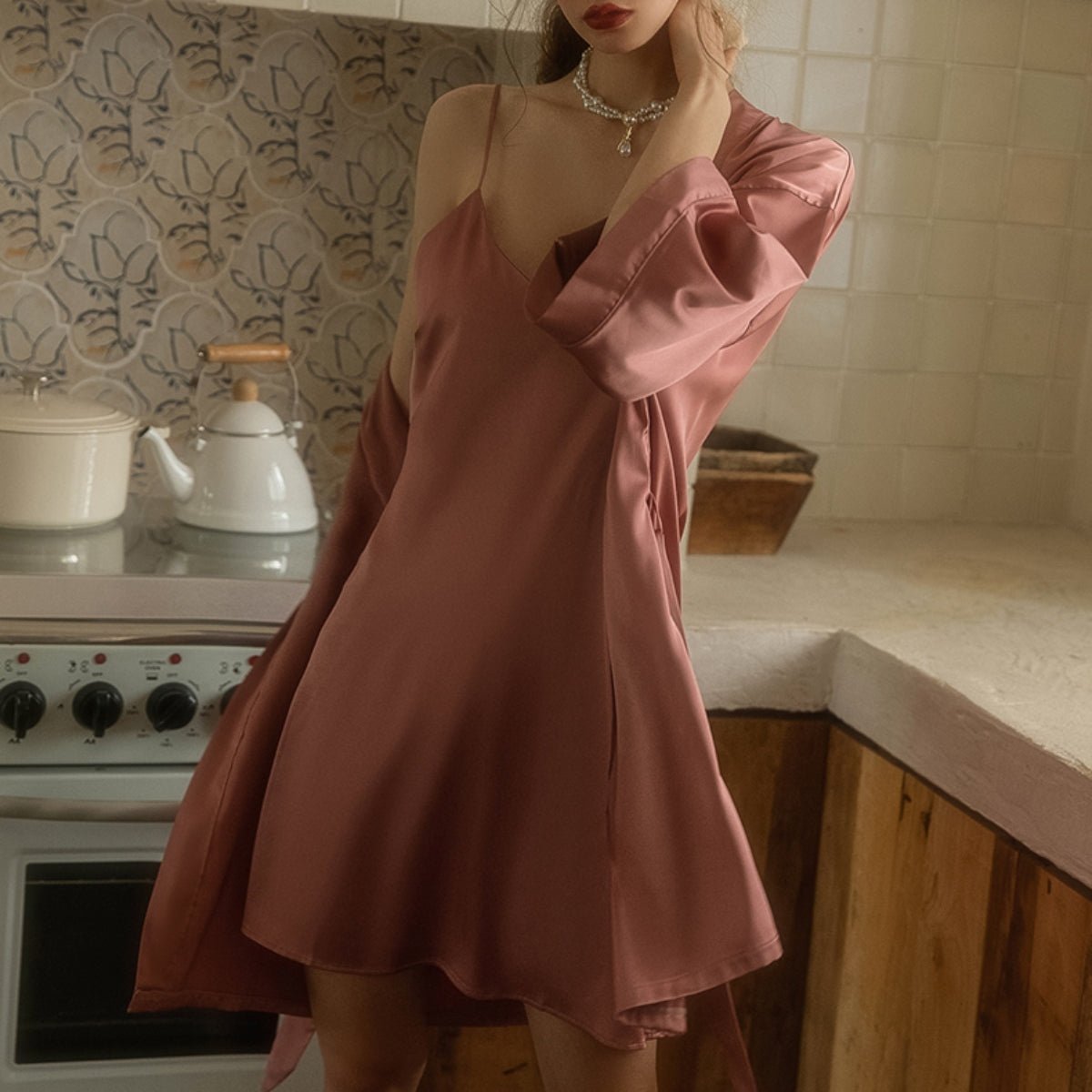 Ariel satin robe LOVEFREYA Free size Rose gold Intimates