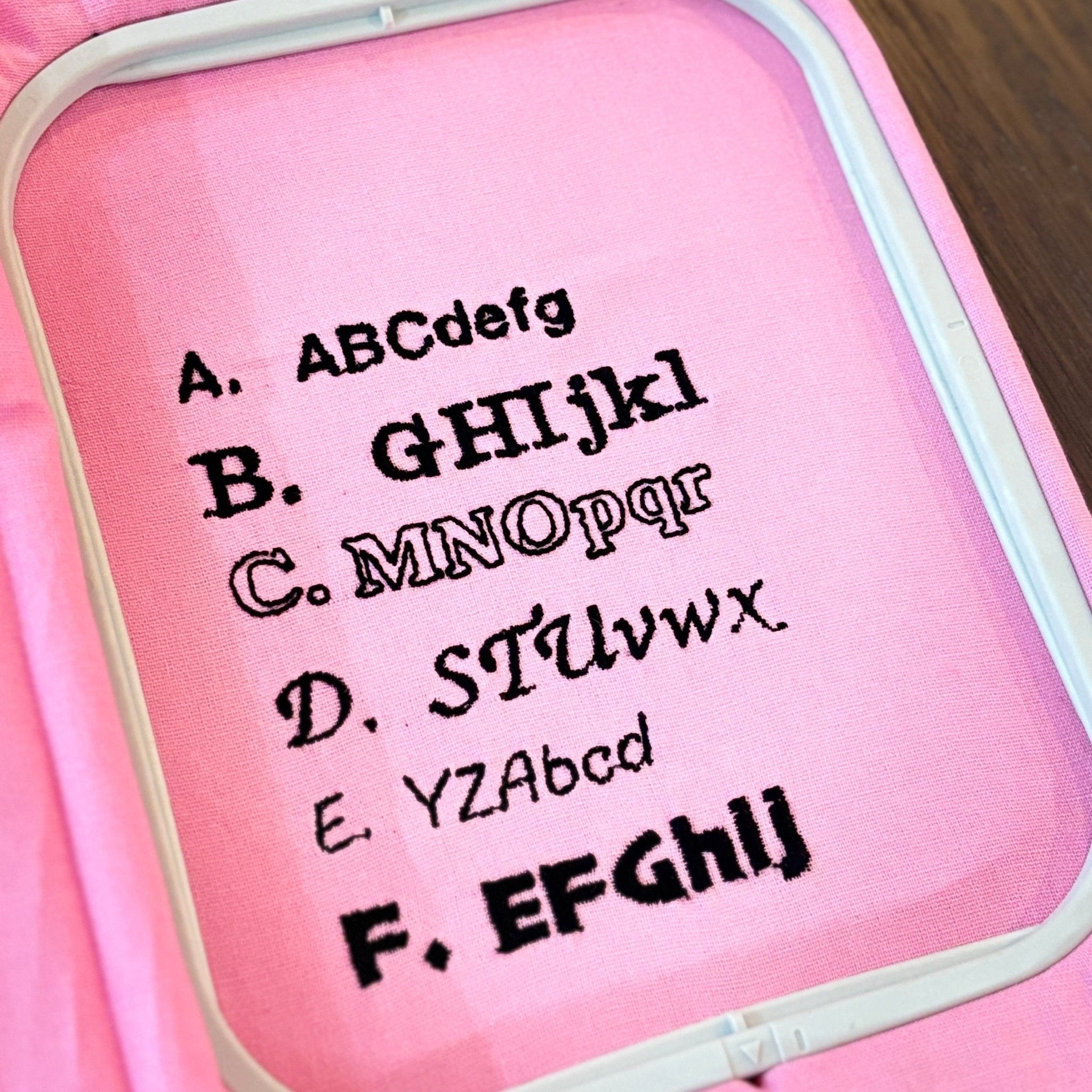 Embroidery customisation LOVEFREYA One size Font B