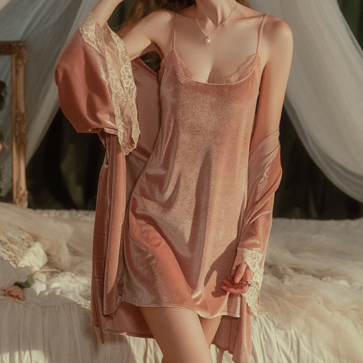 Eva velvet slip LOVEFREYA Small Pink Intimates