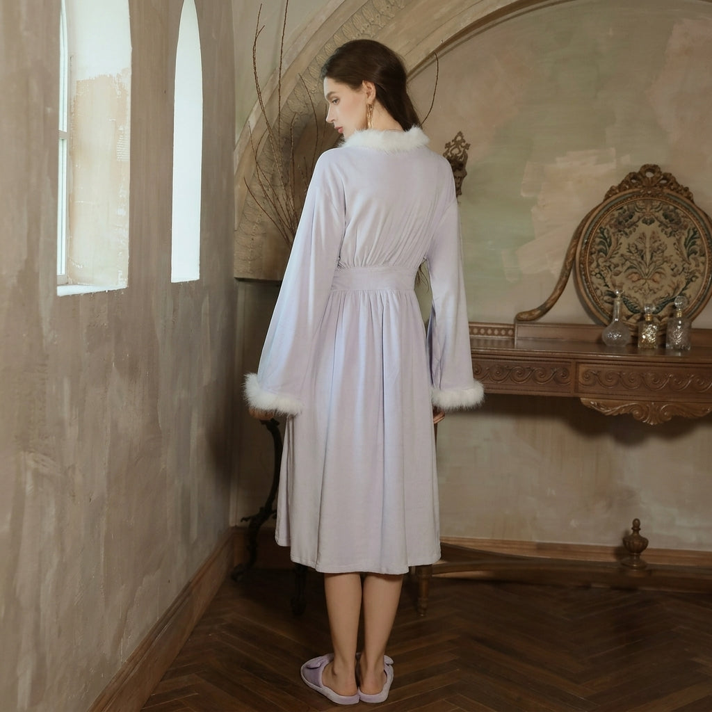 Lietta velvet robe