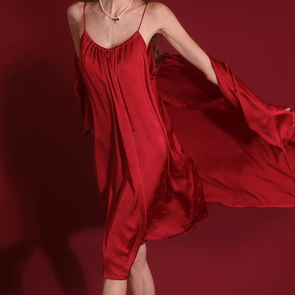 Alena satin robe LOVEFREYA Free size Red Intimates